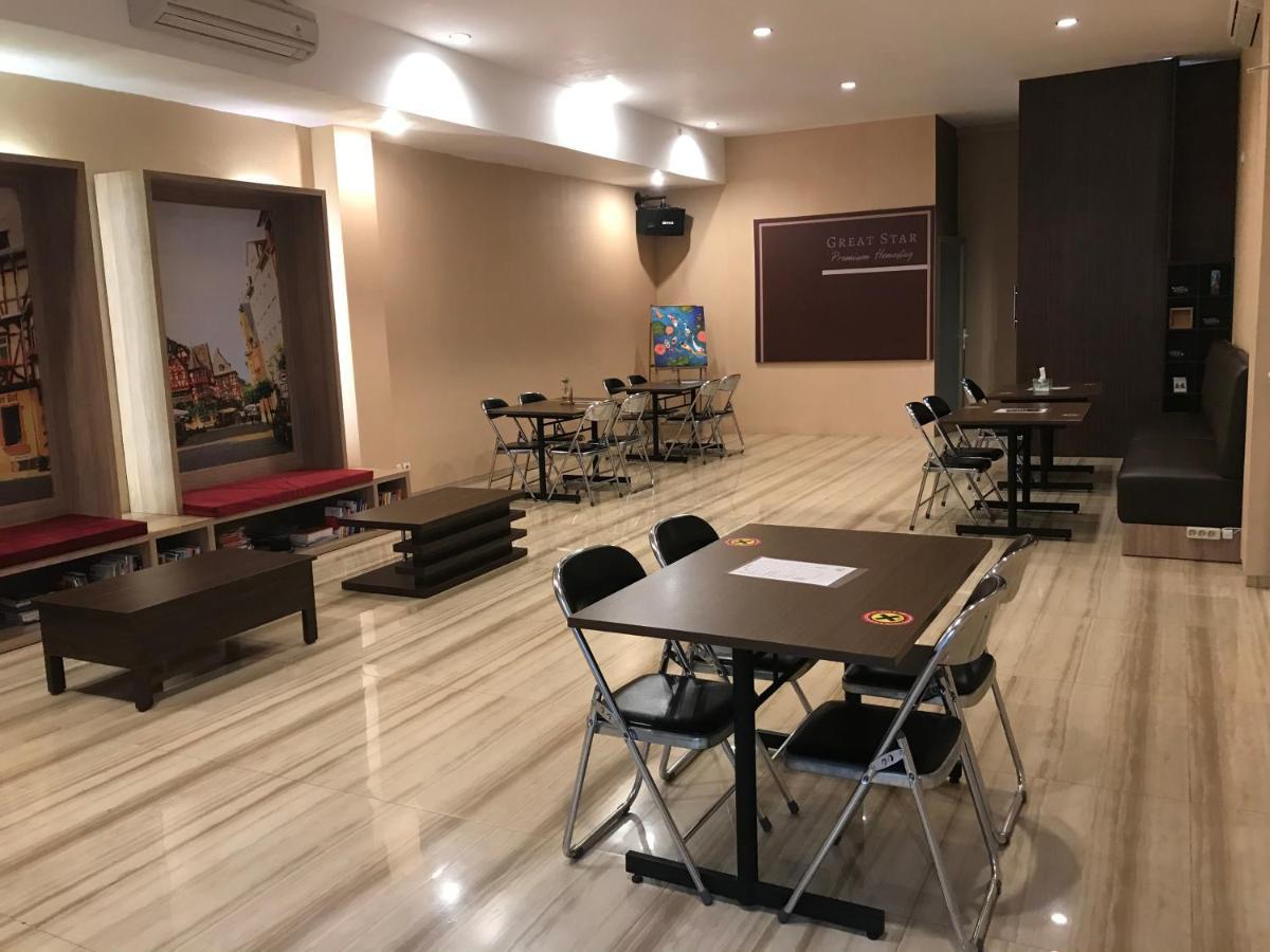 Great Star Hotel Ngadipuro Luaran gambar